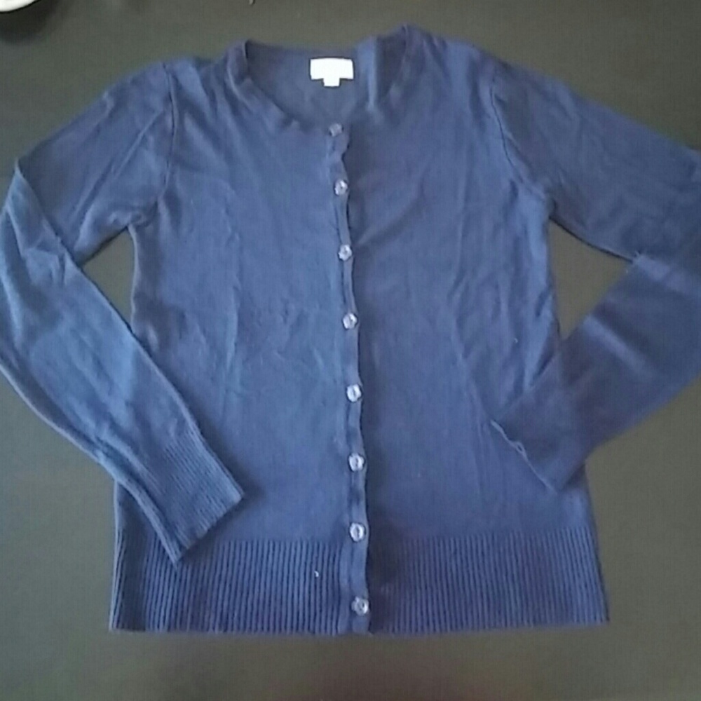 A jacket that has buttons